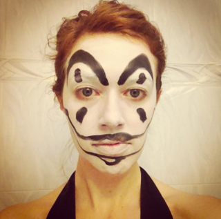 Illustration for article titled Here's the Only Coachella Makeup Tutorial You'll Ever Need